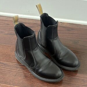 Dr. Martens Chelsea vegan leather boots women’s size 6